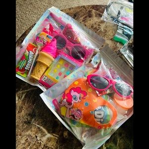 Boy / girl mask packs